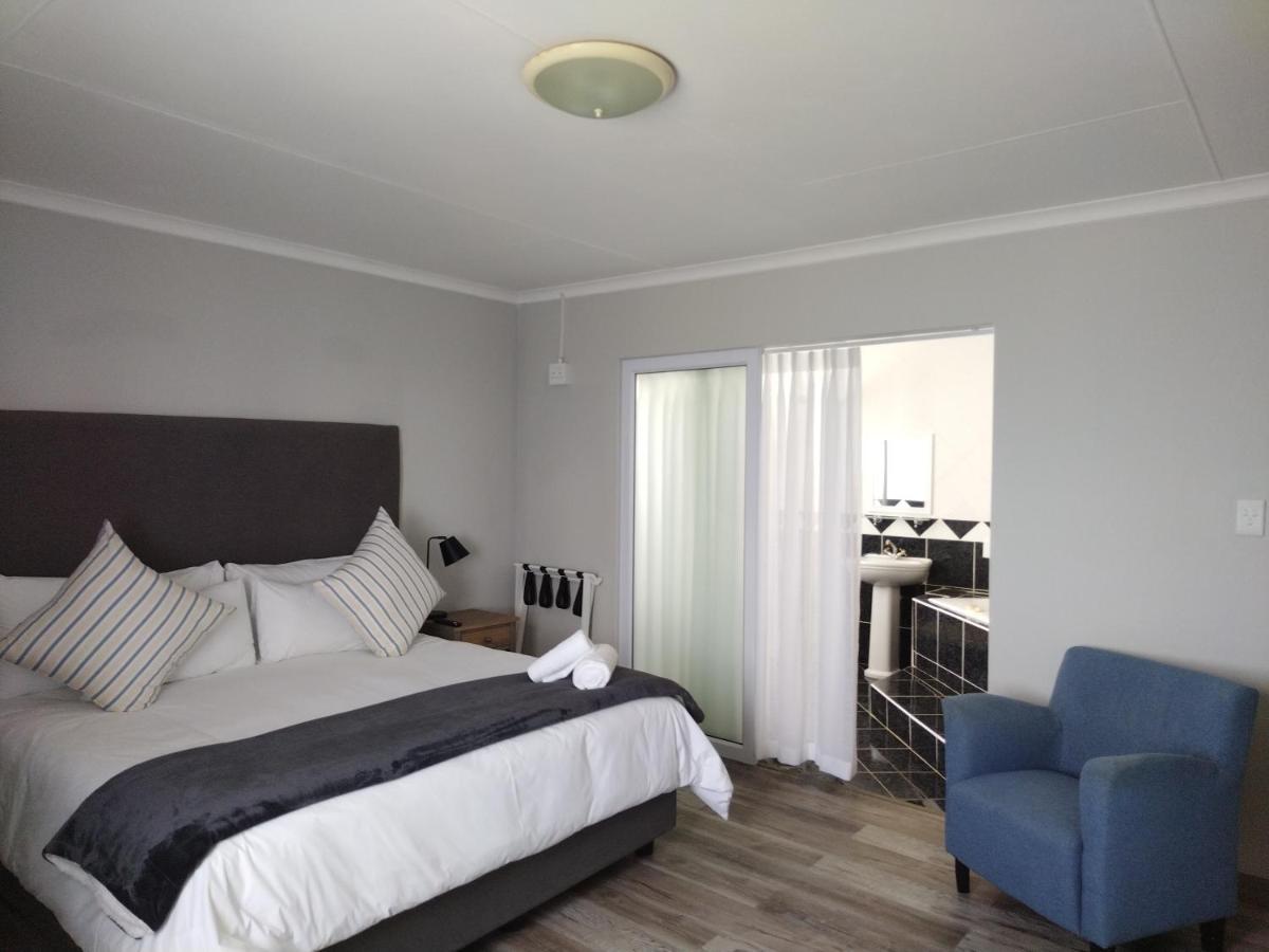 Blue Owl Guest House Mossel Bay Exterior foto