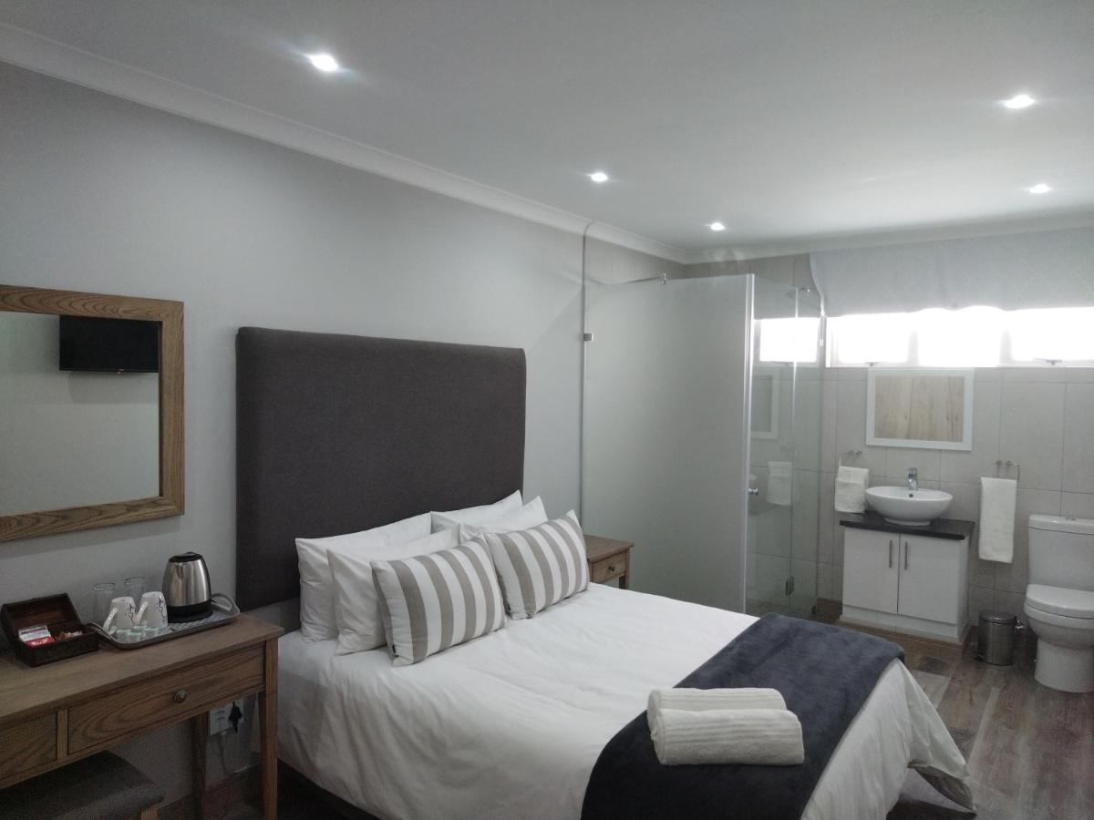 Blue Owl Guest House Mossel Bay Exterior foto